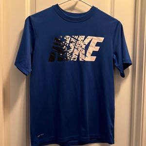 Boys Nike Dri-Fit Shirt Size L